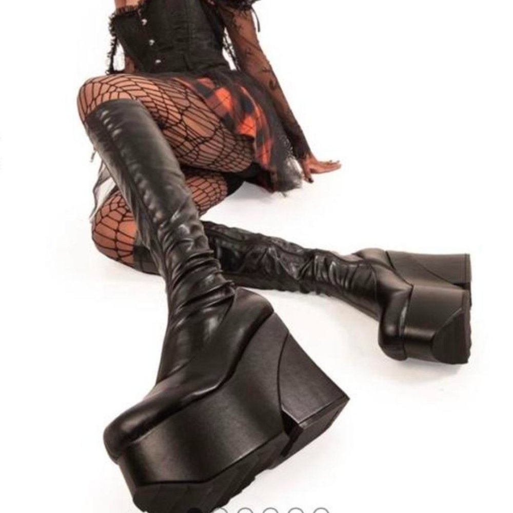 LAMODA Shy Away Boots FREE SHIPPING